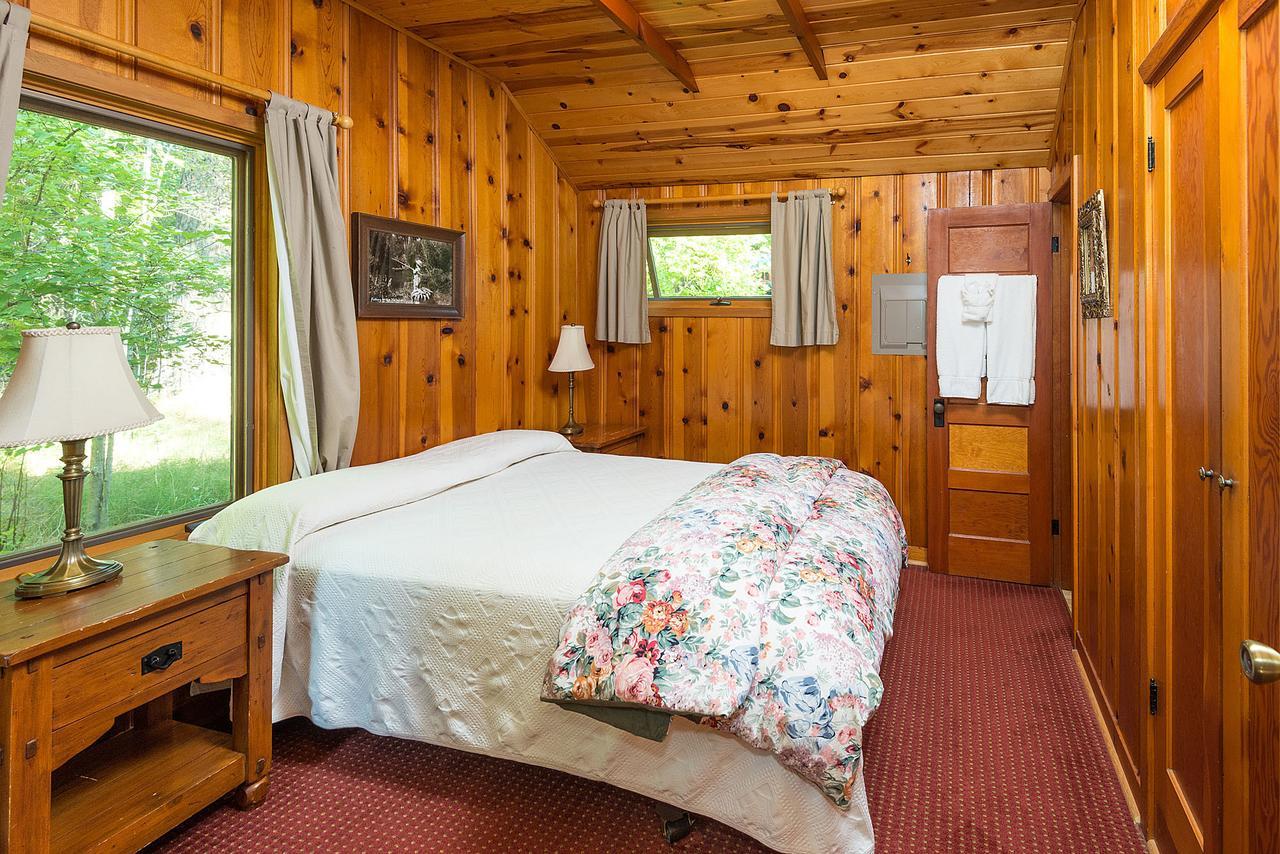 Lake Creek Lodge Bend Exterior foto