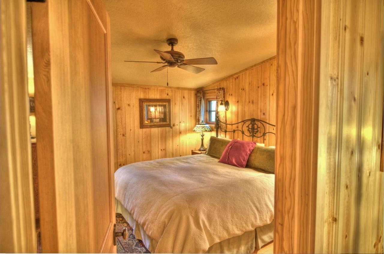 Lake Creek Lodge Bend Exterior foto